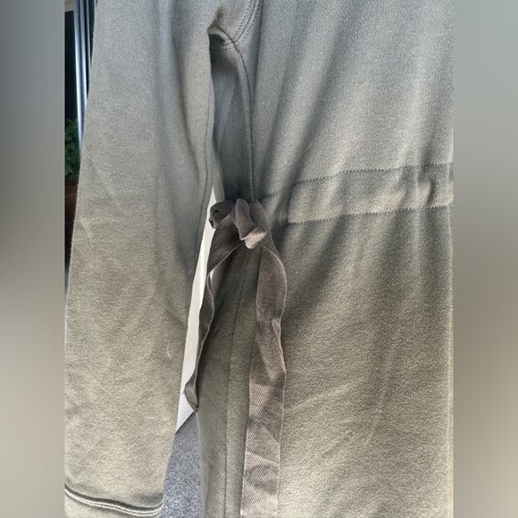 Athleta Studio SIZE XS Olive Green French Terry Cinch Waist Sweatshirt Dress - Picture 2 of 7